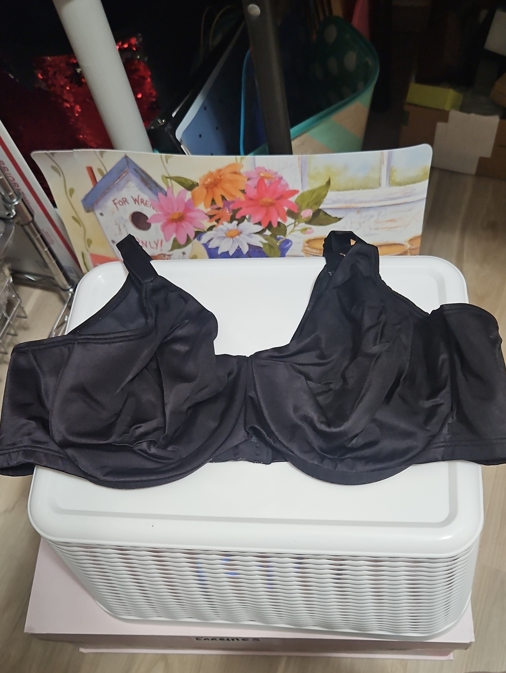 BALI Black Underwire Soft Cup Bra 40C Solid Black